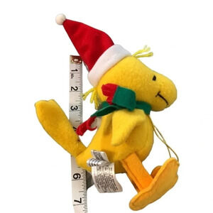 WOODSTOCK w/ Santa Hat - Peanuts character